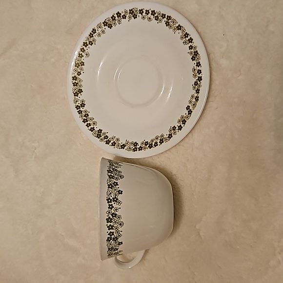 Corelle Tea/Coffee cup and Saucer - Picture 9 of 9